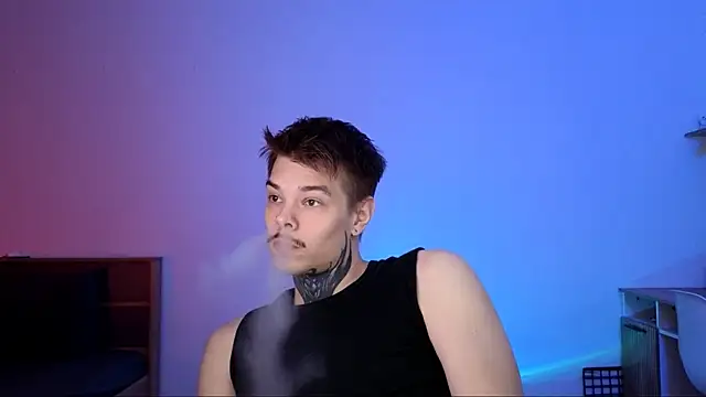 Snapshot of DENIS_HERE chatting on November 2025 06:07:02 PM DENIS HERE online show from November 2025 06:07:02 PM