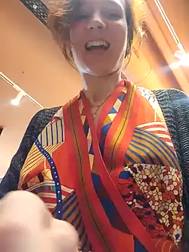 Exhibitionsplit online show from February 2025 09:52:01 AM