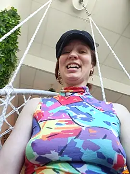 Exhibitionsplit online show from March 2025 03:03:02 PM