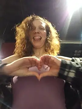 Exhibitionsplit online show from February 2026 11:01:01 PM