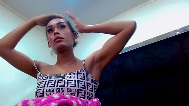 Snapshot of CoralineSweett chatting on September 2025 07:02:02 PM CoralineSweett online show from September 2025 07:02:02 PM