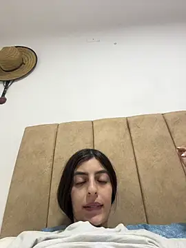 cristel 17 online show from January 2026 10:12:02 PM