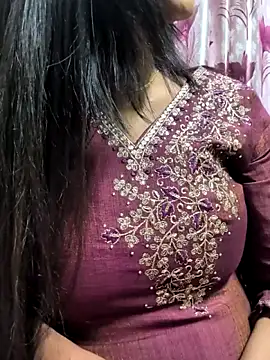 Shreya727 online show from February 2026 11:09:02 AM