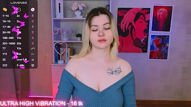 Snapshot of cutie_mili chatting on February 2025 05:09:01 AM cutie mili online show from February 2025 05:09:01 AM