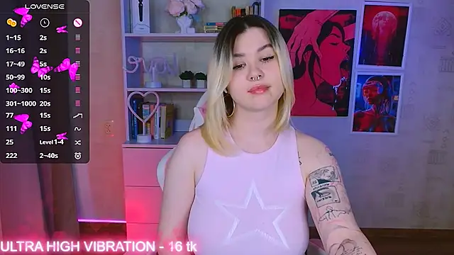 Snapshot of cutie_mili chatting on February 2025 10:07:01 AM cutie mili online show from February 2025 10:07:01 AM