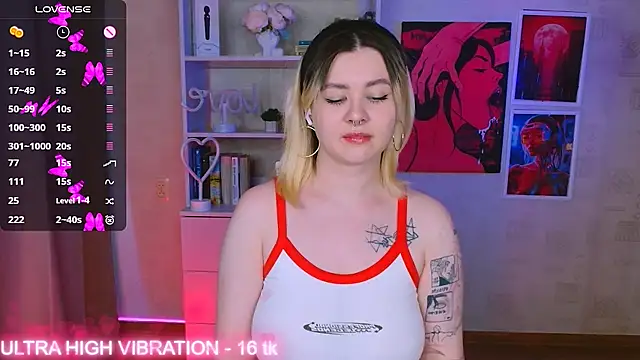 Snapshot of cutie_mili chatting on February 2025 09:43:02 AM cutie mili online show from February 2025 09:43:02 AM