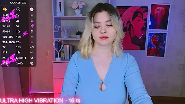 Snapshot of cutie_mili chatting on February 2025 03:17:02 AM cutie mili online show from February 2025 03:17:02 AM