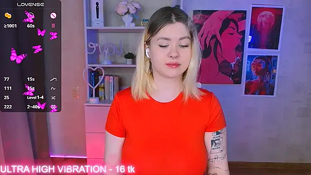 Snapshot of cutie_mili chatting on February 2025 07:12:02 AM cutie mili online show from February 2025 07:12:02 AM