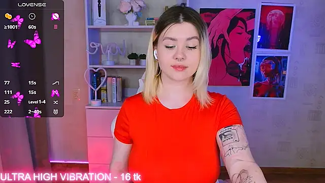 Snapshot of cutie_mili chatting on February 2025 10:16:01 AM cutie mili online show from February 2025 10:16:01 AM