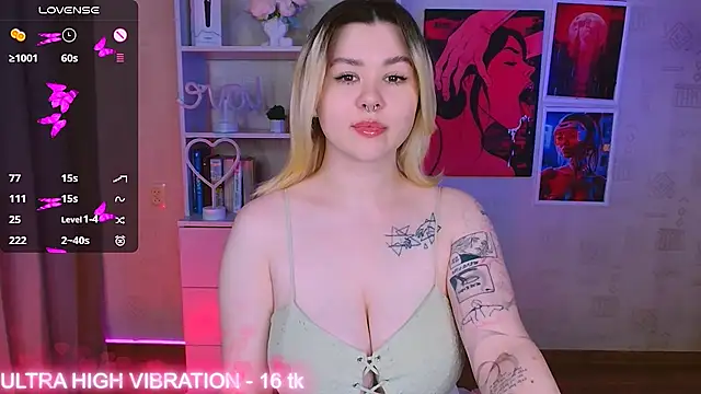 Snapshot of cutie_mili chatting on February 2025 11:41:01 AM cutie mili online show from February 2025 11:41:01 AM