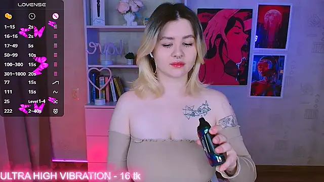 Snapshot of cutie_mili chatting on February 2025 04:20:01 AM cutie mili online show from February 2025 04:20:01 AM