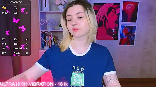 Snapshot of cutie_mili chatting on February 2025 03:15:02 AM cutie mili online show from February 2025 03:15:02 AM