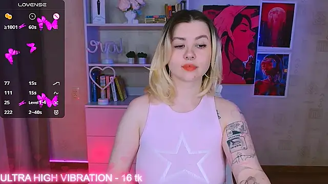 Snapshot of cutie_mili chatting on March 2025 04:38:02 AM cutie mili online show from March 2025 04:38:02 AM