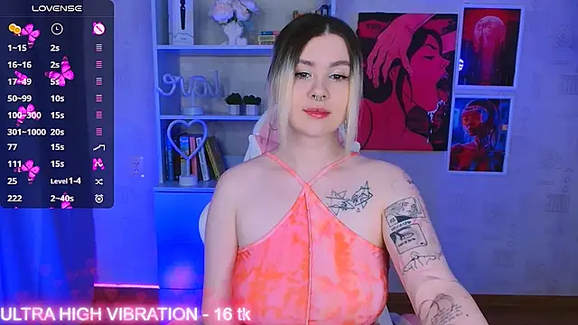 Snapshot of cutie_mili chatting on March 2025 06:18:02 AM cutie mili online show from March 2025 06:18:02 AM