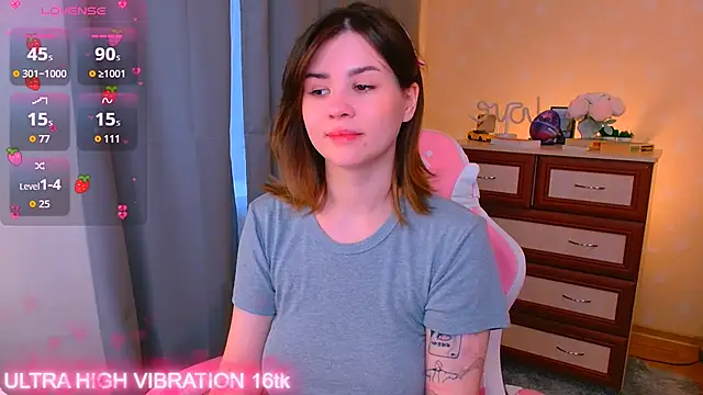 Snapshot of cutie_mili chatting on September 2025 06:50:02 AM cutie mili online show from September 2025 06:50:02 AM