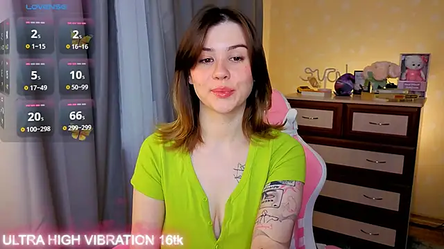 Snapshot of cutie_mili chatting on November 2025 07:41:01 AM cutie mili online show from November 2025 07:41:01 AM