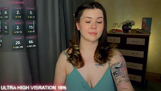 Snapshot of cutie_mili chatting on August 2026 02:44:02 PM cutie mili online show from August 2026 02:44:02 PM