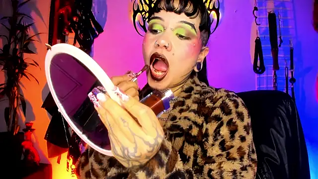 Snapshot of irregular_fetish_ chatting on July 2026 02:40:01 AM irregular fetish online show from July 2026 02:40:01 AM