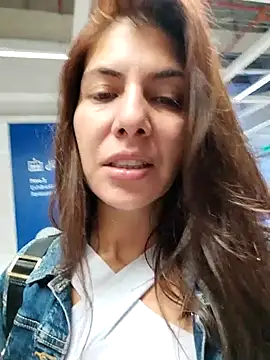 scarlett moore online show from February 2025 01:23:02 AM