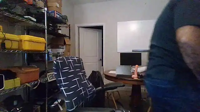 Snapshot of chainjulious chatting on December 2024 10:29:01 PM chainjulious online show from December 2024 10:29:01 PM