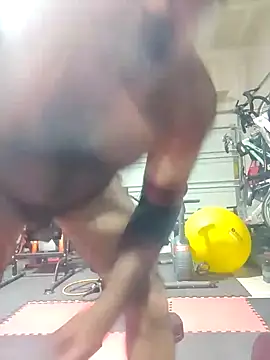 Snapshot of chainjulious chatting on January 2025 01:52:01 PM chainjulious online show from January 2025 01:52:01 PM