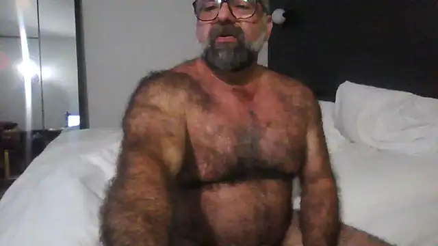 Snapshot of chainjulious chatting on June 2026 12:39:02 AM chainjulious online show from June 2026 12:39:02 AM