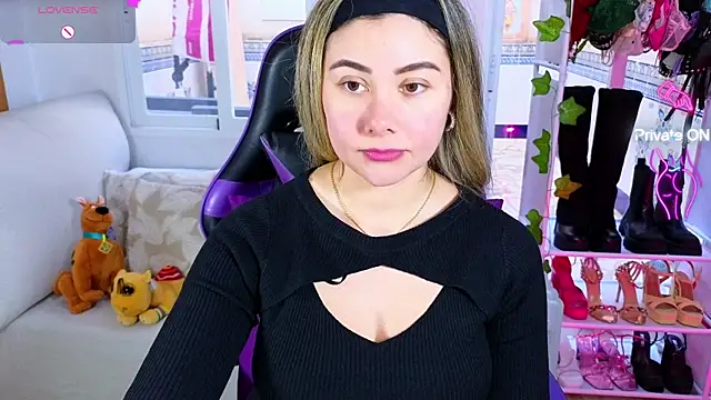 Snapshot of Tawny_cox chatting on January 2025 01:45:02 PM Tawny cox online show from January 2025 01:45:02 PM