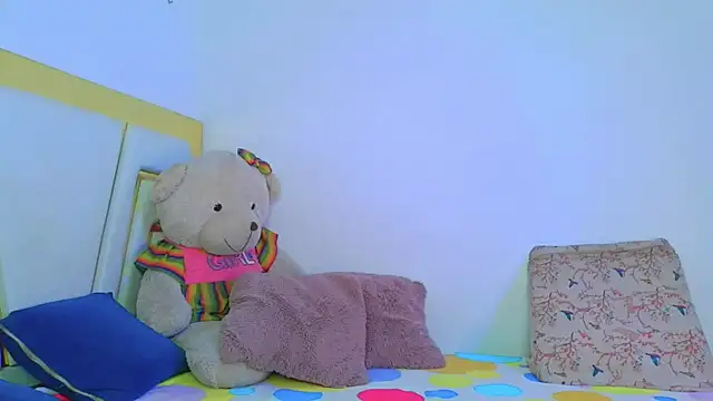 DayanaWood online show from October 2025 02:18:02 PM