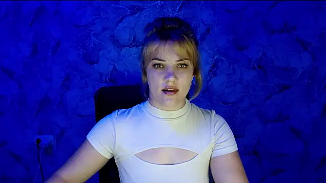 Snapshot of nika_gold1 chatting on July 2026 04:23:02 PM nika gold1 online show from July 2026 04:23:02 PM