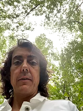 Snapshot of lookin4excitement23 chatting on September 2025 10:21:02 PM lookin4excitement23 online show from September 2025 10:21:02 PM