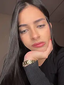 Snapshot of violetta-brown1 chatting on March 2026 04:27:01 AM violetta-brown1 online show from March 2026 04:27:01 AM