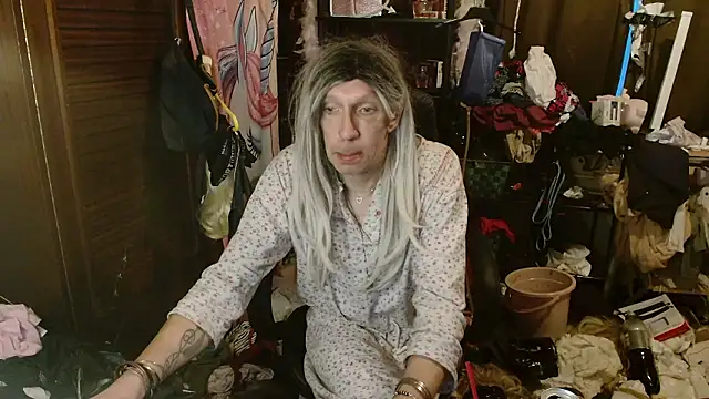 Ombeline1 online show from January 2026 07:44:02 AM