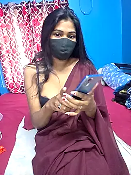 Snapshot of Triha_18 chatting on February 2026 10:27:02 AM Triha 18 online show from February 2026 10:27:02 AM