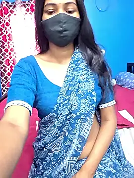 Snapshot of Triha_18 chatting on March 2026 05:35:01 AM Triha 18 online show from March 2026 05:35:01 AM