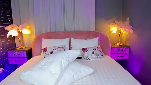 Snapshot of AmedeeaBanks chatting on February 2026 09:02:01 PM AmedeeaBanks online show from February 2026 09:02:01 PM