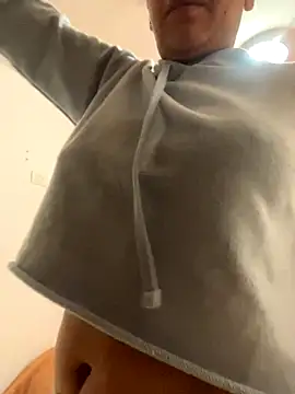 Juana19 online show from November 2025 12:15:02 PM