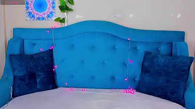 MilliStrii online show from November 2025 01:39:01 AM