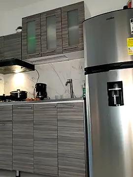 Snapshot of Lia_Hurley chatting on February 2025 04:35:02 PM Lia Hurley online show from February 2025 04:35:02 PM