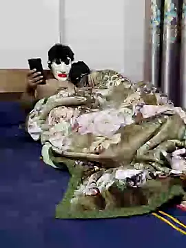 Snapshot of zentaishow chatting on December 2024 06:17:01 PM zentaishow online show from December 2024 06:17:01 PM