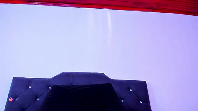 mariana preciado online show from February 2025 01:48:02 PM