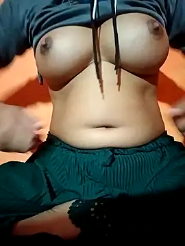 Mangla Bhabhi online show from February 2025 09:41:02 PM