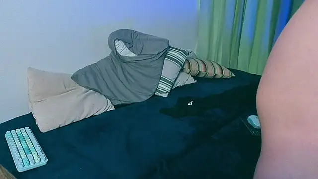 Samuel Andrew online show from January 2025 05:01:01 AM