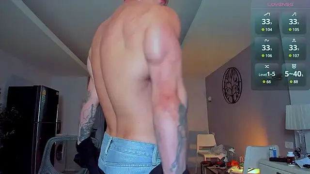 Snapshot of Samuel_Andrew chatting on April 2026 05:00:02 AM Samuel Andrew online show from April 2026 05:00:02 AM