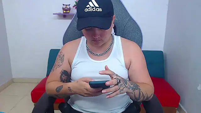 Snapshot of isabeautyx19 chatting on January 2025 01:27:01 PM isabeautyx19 online show from January 2025 01:27:01 PM