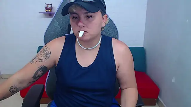 Snapshot of isabeautyx19 chatting on February 2025 05:20:01 AM isabeautyx19 online show from February 2025 05:20:01 AM