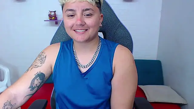 Snapshot of isabeautyx19 chatting on February 2025 05:43:02 AM isabeautyx19 online show from February 2025 05:43:02 AM
