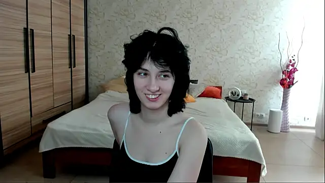 JulisSweet online show from February 2025 11:19:02 AM