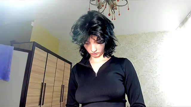 JulisSweet online show from March 2025 01:40:01 PM