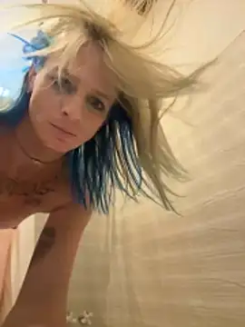 Snapshot of Cutetrans90 chatting on November 2025 02:11:01 AM Cutetrans90 online show from November 2025 02:11:01 AM