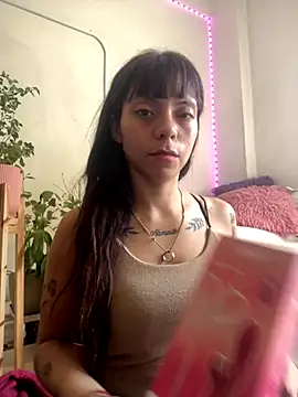 melisabunnny online show from November 2025 03:30:02 PM